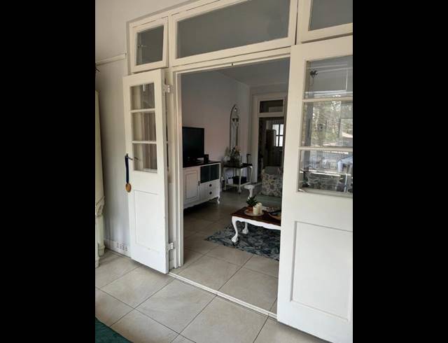 2 BEDROOM APARTMENT FOR SALE IN BEREA